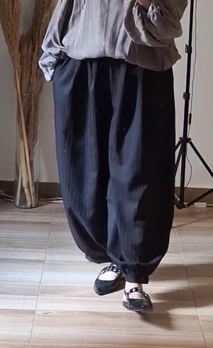 Balloon linen pants